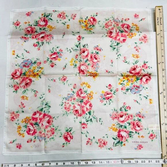 BeautifulLaura Ashley Mini Scarf/Handkerchief 23"x23" Peach Pink Floral (Sc17) - Picture 6 of 7